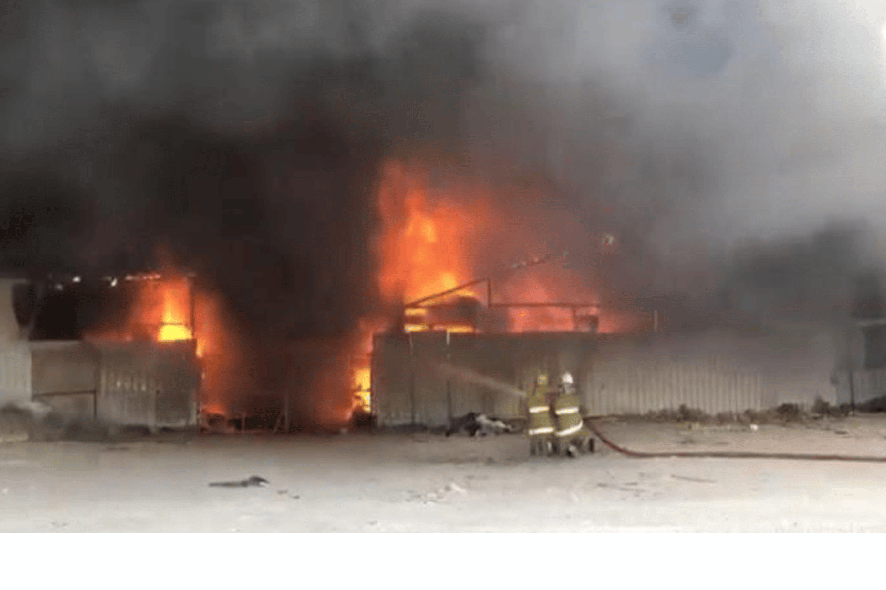 حريق سوق الخيام في الكويت watanserb.com