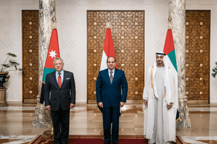 استثمارات أبو ظبي مع مصر والأردن watanserb.com