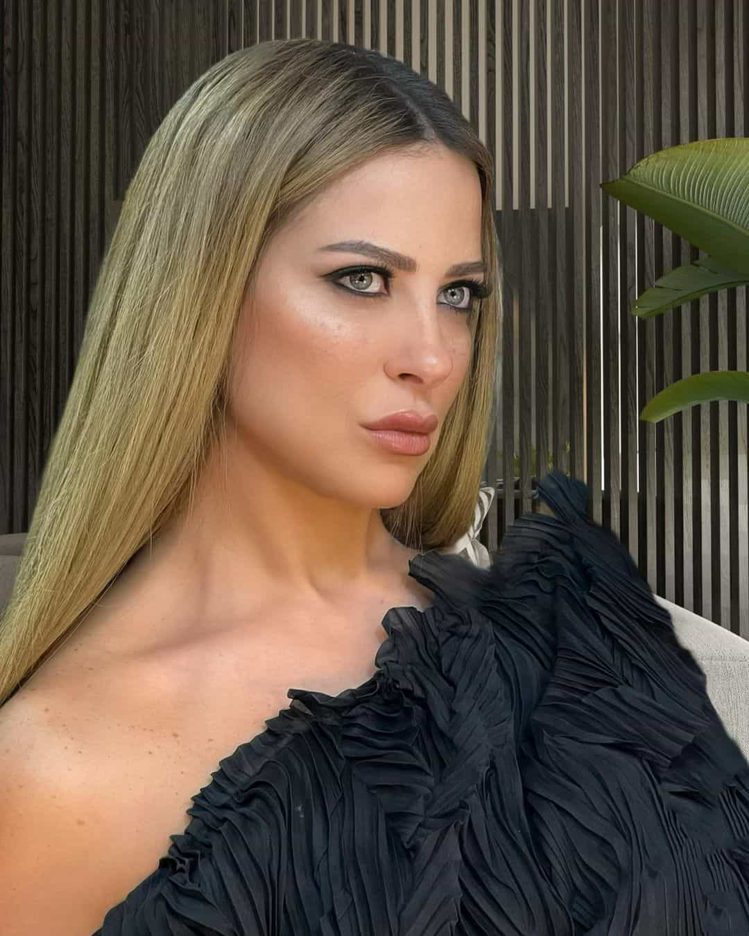 ريم مصطفى اطلالة جميلة