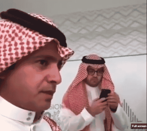 مواطن يحرج وزير الشؤون البلدية والقروية والإسكان watanserb.com