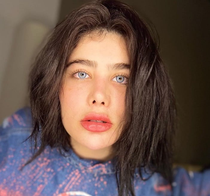 إنجي خوري بفستان أسود شفاف لم ترتد شيئاً تحته! watanserb.com