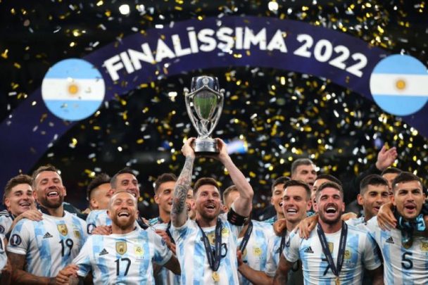 منتخب الأرجنتين بطلاً لكأس فيناليسيما 2022 watanserb.com