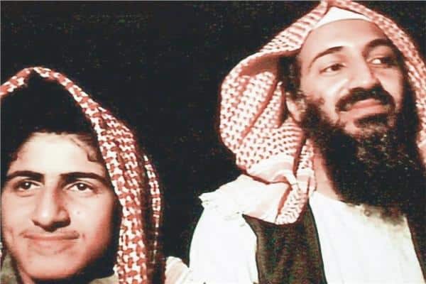 نجل أسامة بن لادن وزوجته watanserb.com