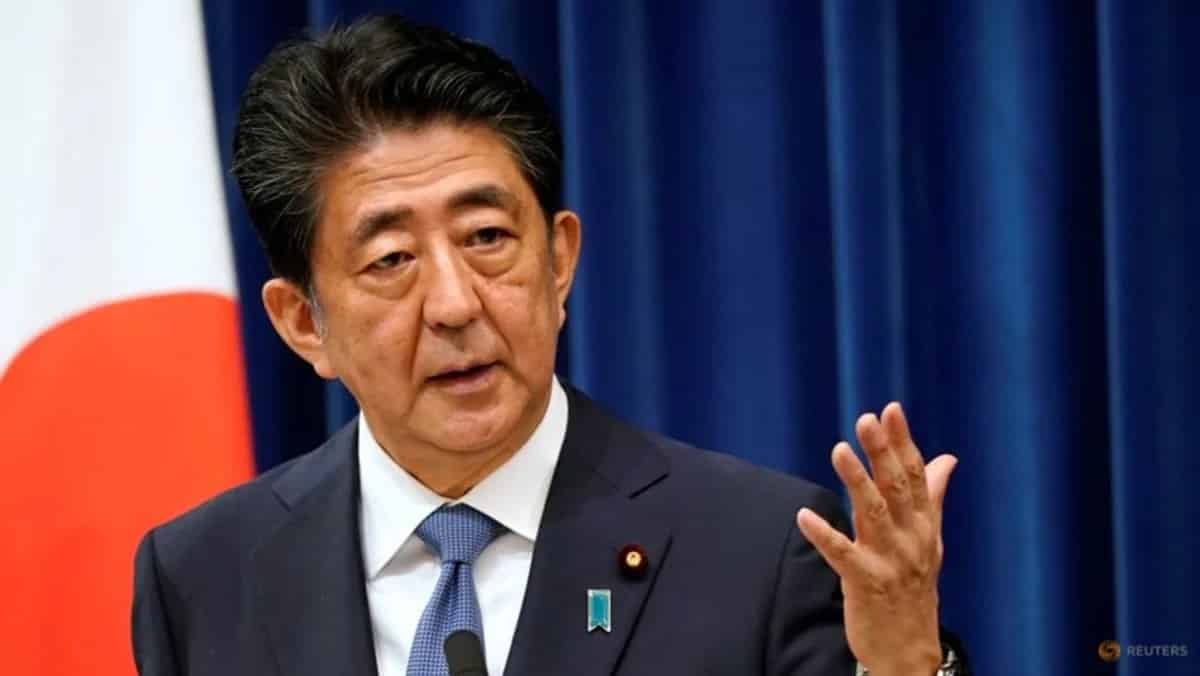 رئيس وزراء اليابان السابق watanserb.com