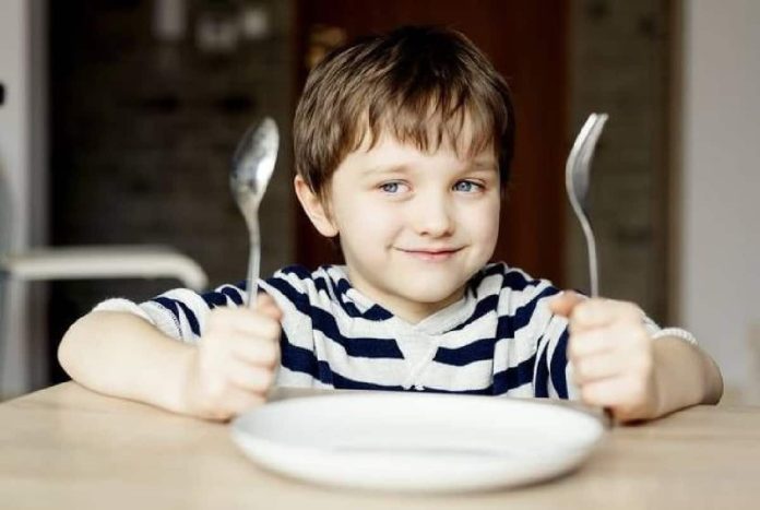 عدم تناول الطعام يمكن أن يؤثر في الواقع على مشاعر الغضب والعواطف السلبية الأخرى. watanserb.com