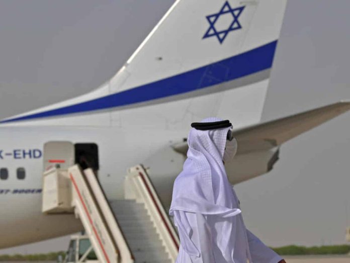 تعليق اسرائيل على فتح الأجواء السعودية watanserb.com