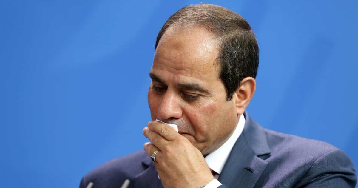 مصريون يطالبون السيسي بالرحيل watanserb.com