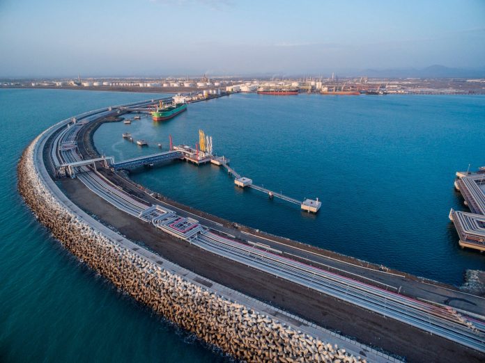 ميناء صحار العماني watanserb.com
