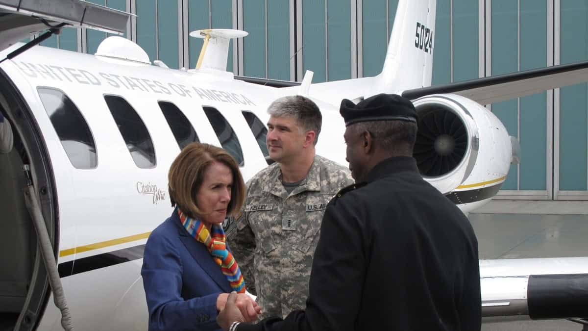 طائرة نانسي بيلوسي watanserb.com