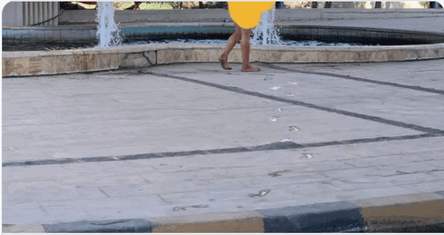 شاب عاري watanserb.com