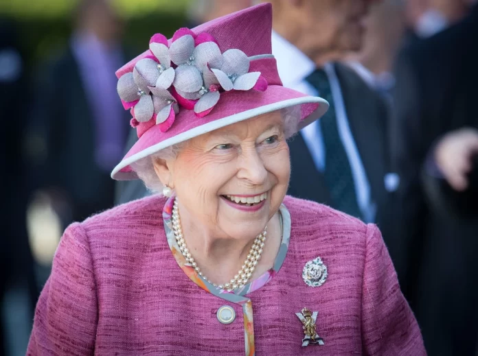 كم تبلغ ثروة ملكة بريطانيا؟ watanserb.com