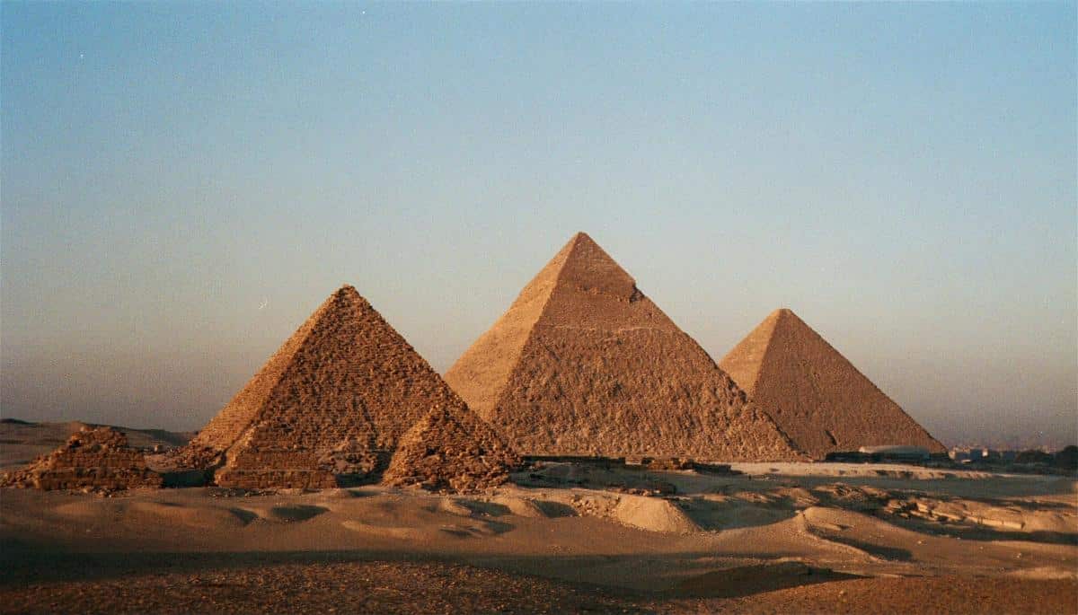منظر مخفي لم يعد بوسعنا رؤيته قد يفسر لغز الأهرامات المصرية watanserb.com