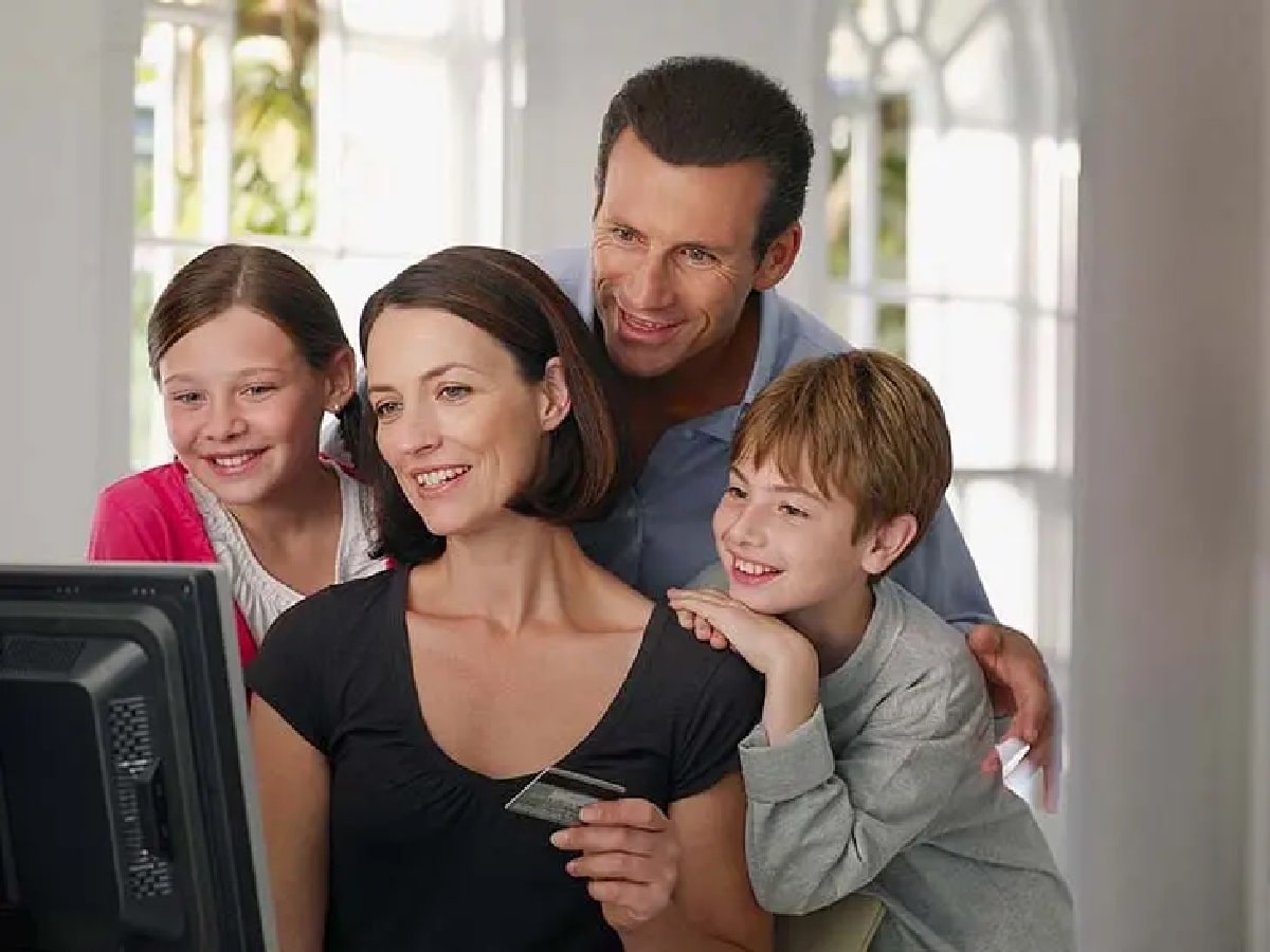 يمكن للوالدين القلق بشكل مشروع بشأن استخدام الإنترنت من قبل أطفالهم