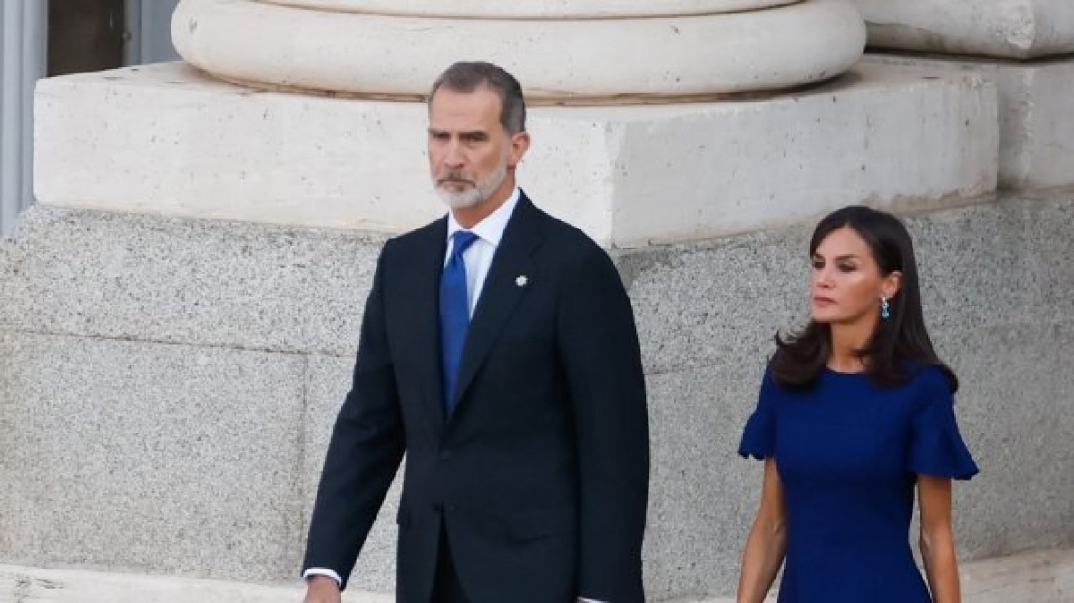 الملك الإسباني وزوجته ليتيزيا watanserb.com