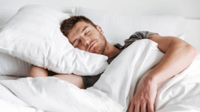 النوم بعد الأكل يخفض مستويات السكر في الدم watanserb.com