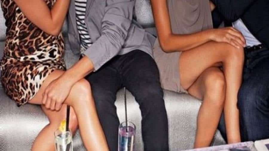 مصرية تستنجد من زوجها: "عايزني أكون في حضن صاحبه وهو ياخد مراته" watanserb.com