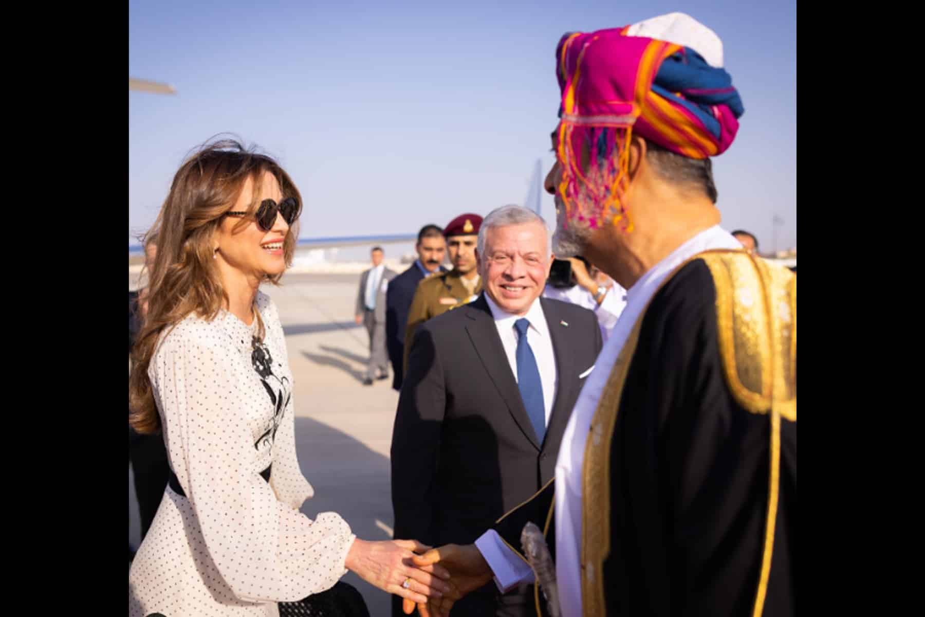 الملكة رانيا و السلطان هيثم بن طارق watanserb.com