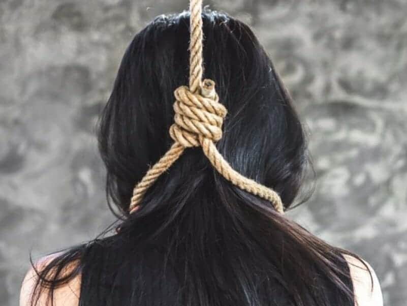 العراق.. كشف لغز انتحار فتاة في منزل عائلتها! watanserb.com