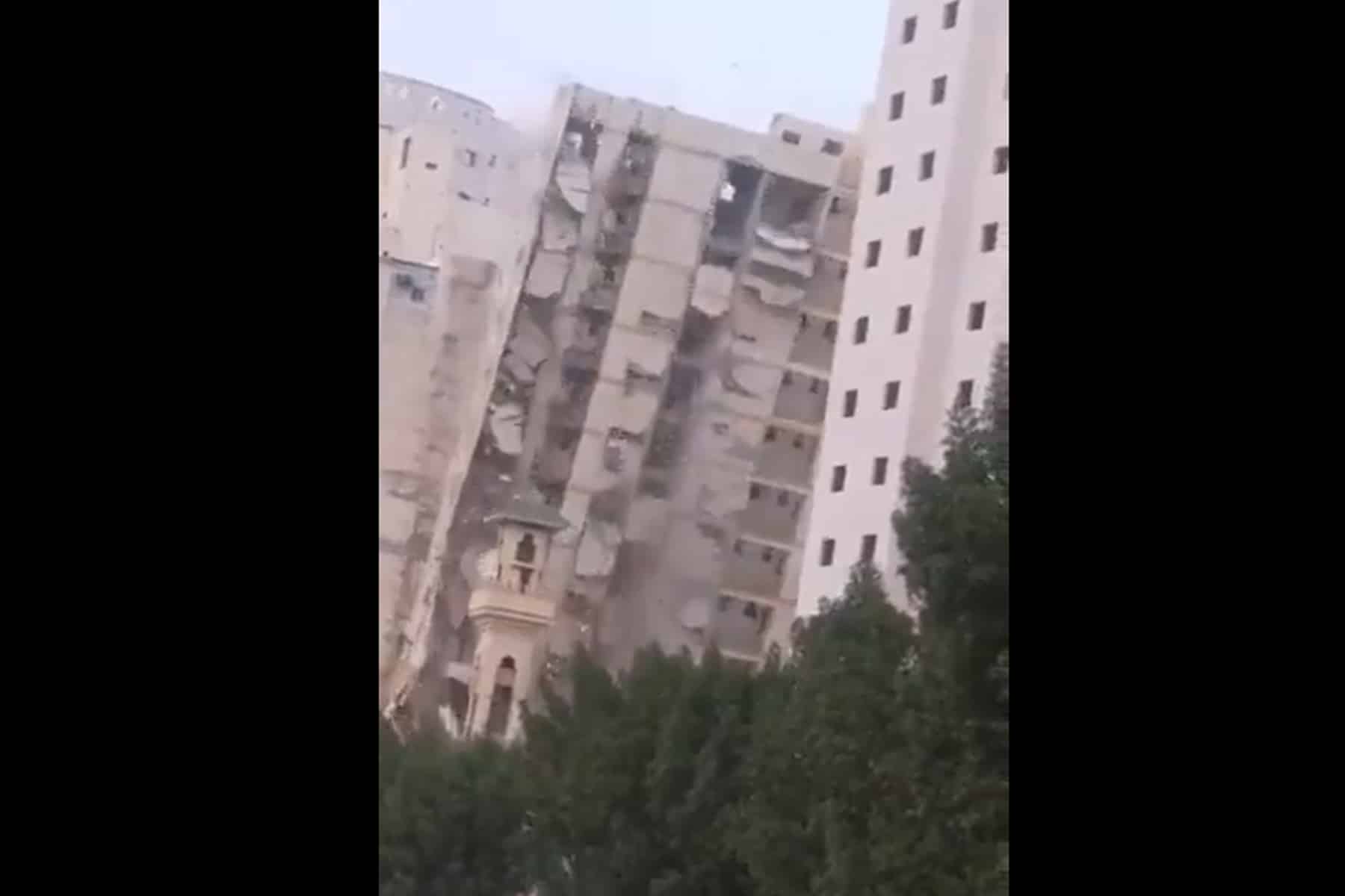 انهيار فندق في مكة watanserb.com