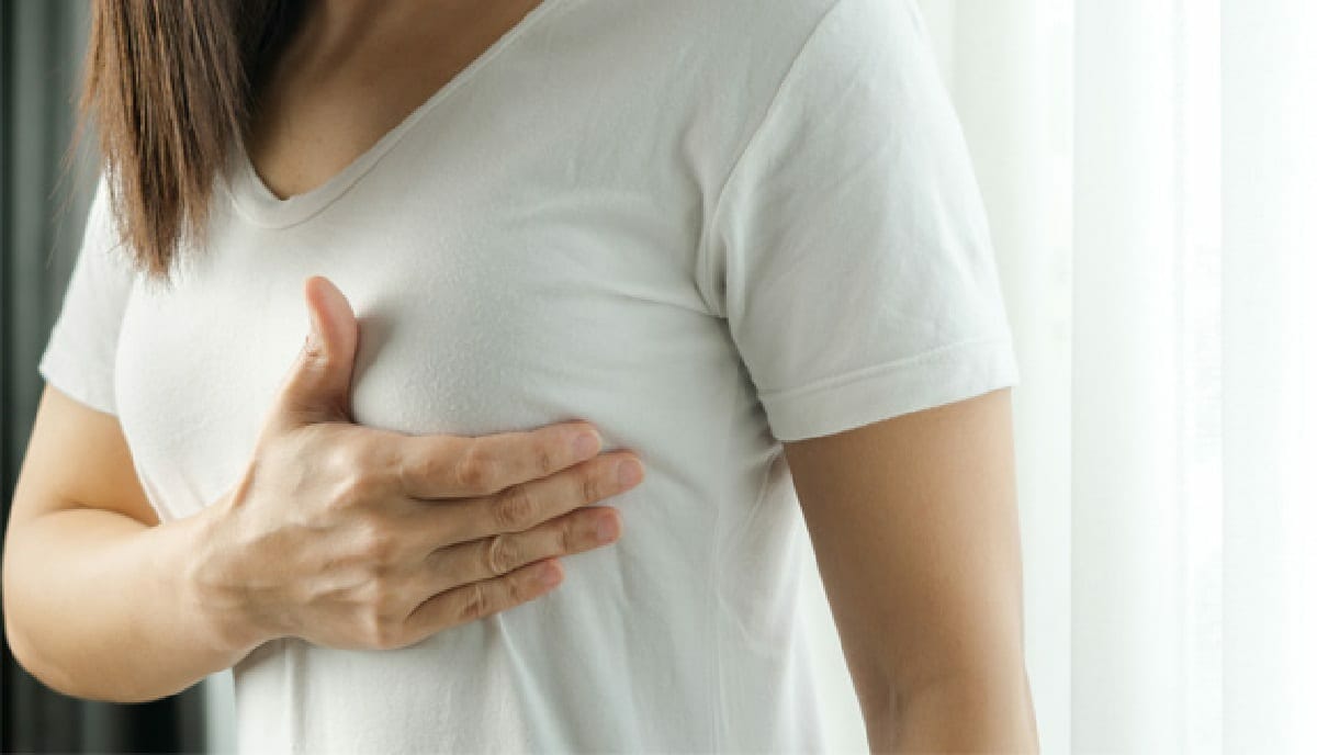 سرطان الثدي مرض يصيب ملايين النساء كل عام watanserb.com