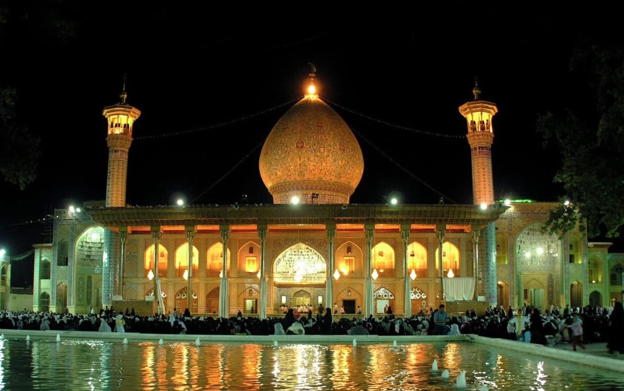 منفذ مجزرة شيراز watanserb.com