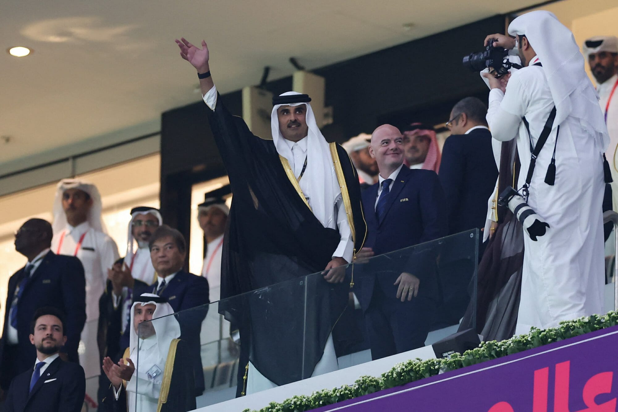 ظهور أمير قطر في المونديال watanserb.com
