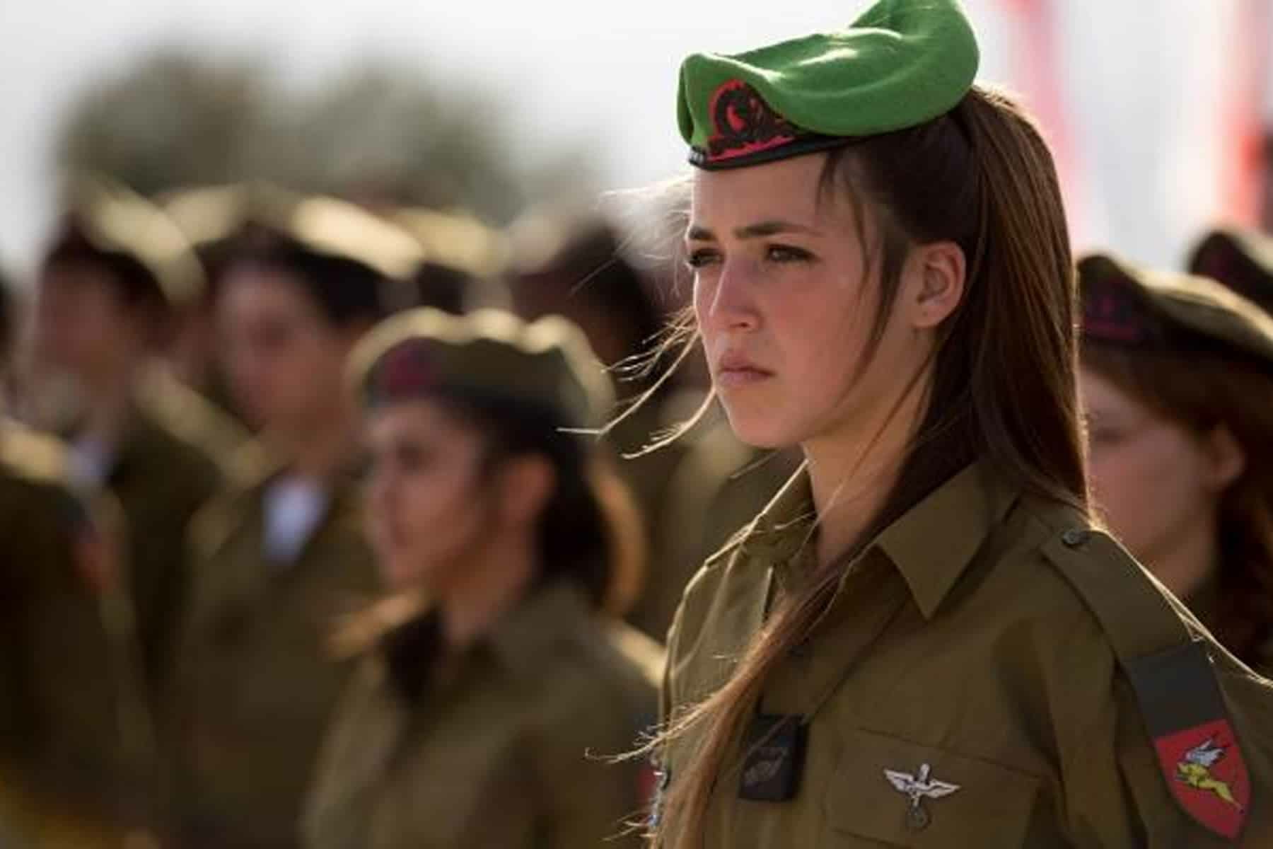 جندية إسرائيلية في إيران watanserb.com