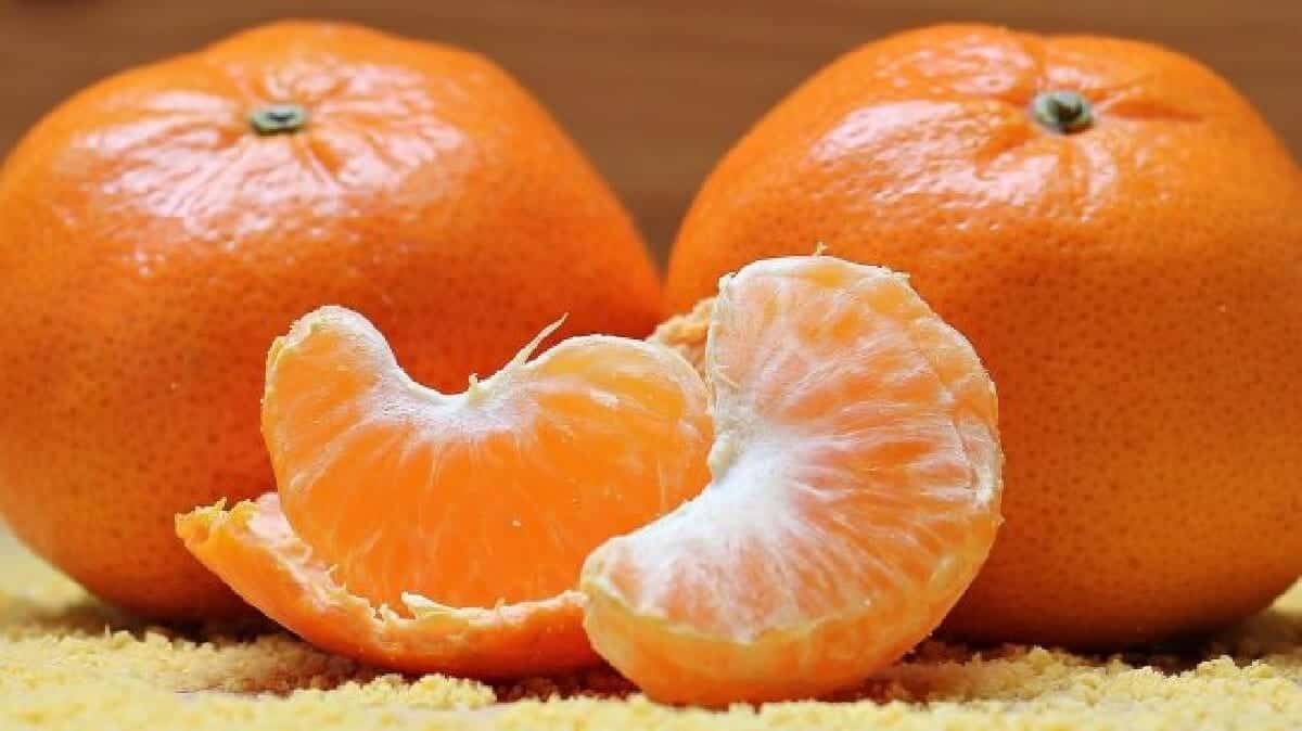 حيلة منزلية لإزالة رائحة اليوسفي من اليدين watanserb.com