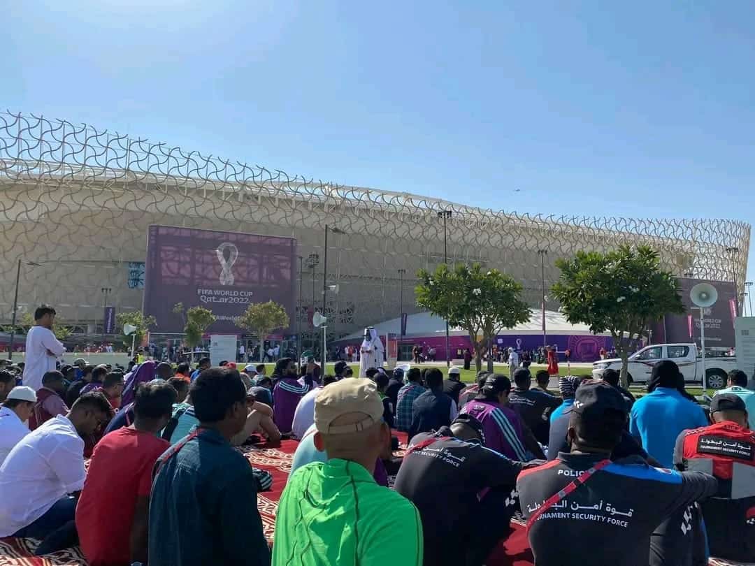 صلاة الجمعة في مونديال قطر watanserb.com