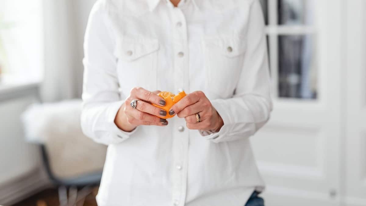 لا شك في أن فاكهة اليوسفي من أفضلال فواكه الصحية، حيث يحتوي على نسبة عالية من الماء وفيتامين سي