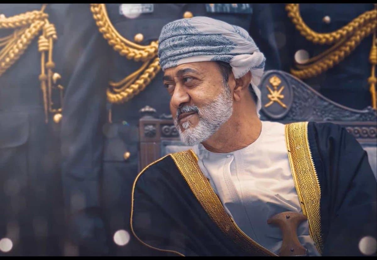 سلطان عمان في ظفار watanserb.com