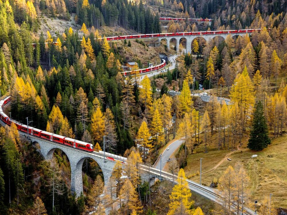يبلغ طوله 1.9 كيلومتر..سويسرا تبني أكبر قطار ركاب في العالم (فيديو) watanserb.com
