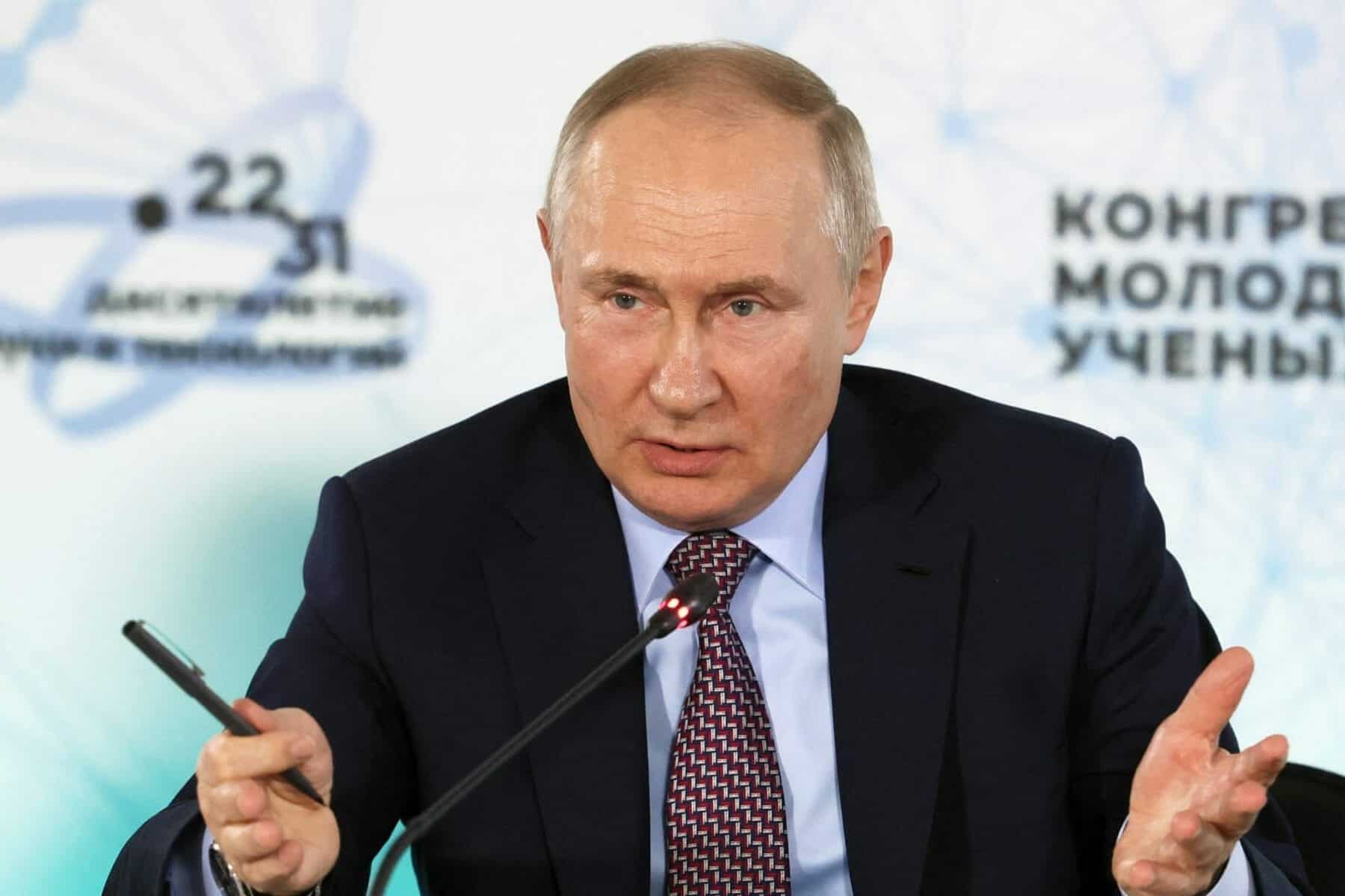 بوتين تغوط لا إراديا watanserb.com