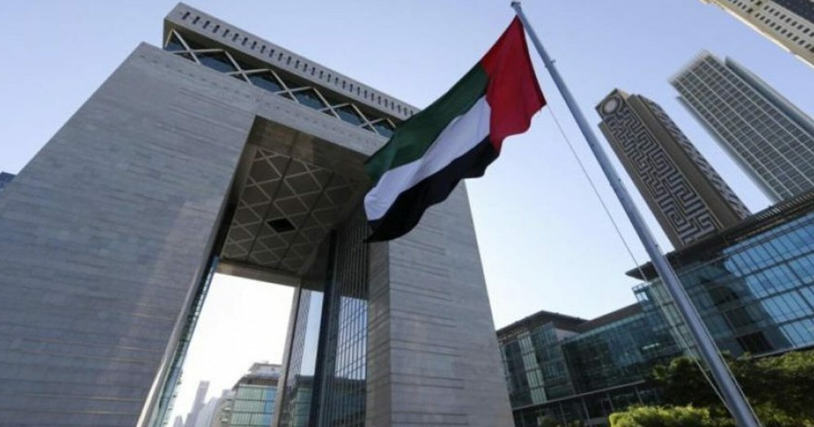 اعتقال مسؤول اماراتي watanserb.com