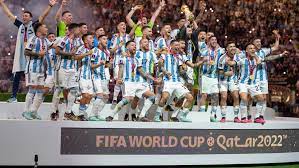 تتويج منتخب الأرجنتين بكأس العالم