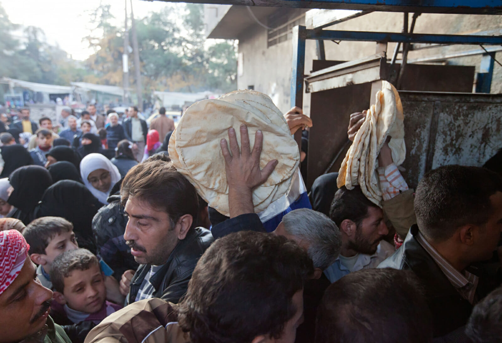 أزمة الخبز في سوريا watanserb.com