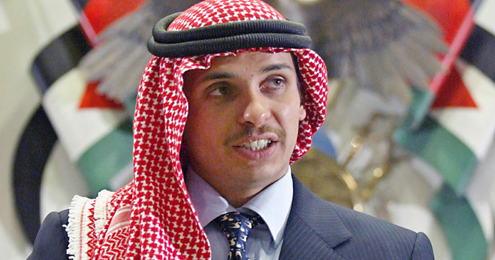 محام كويتي و الأمير حمزة watanserb.com