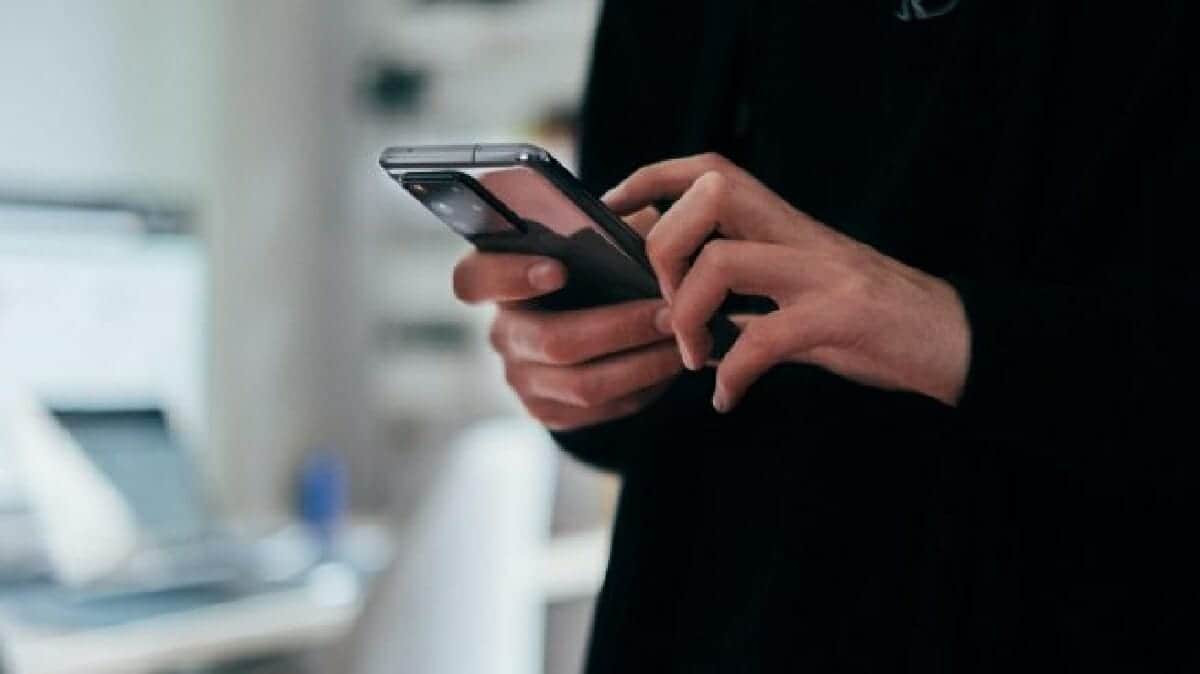 تحديثات برامج الهواتف المحمولة watanserb.com