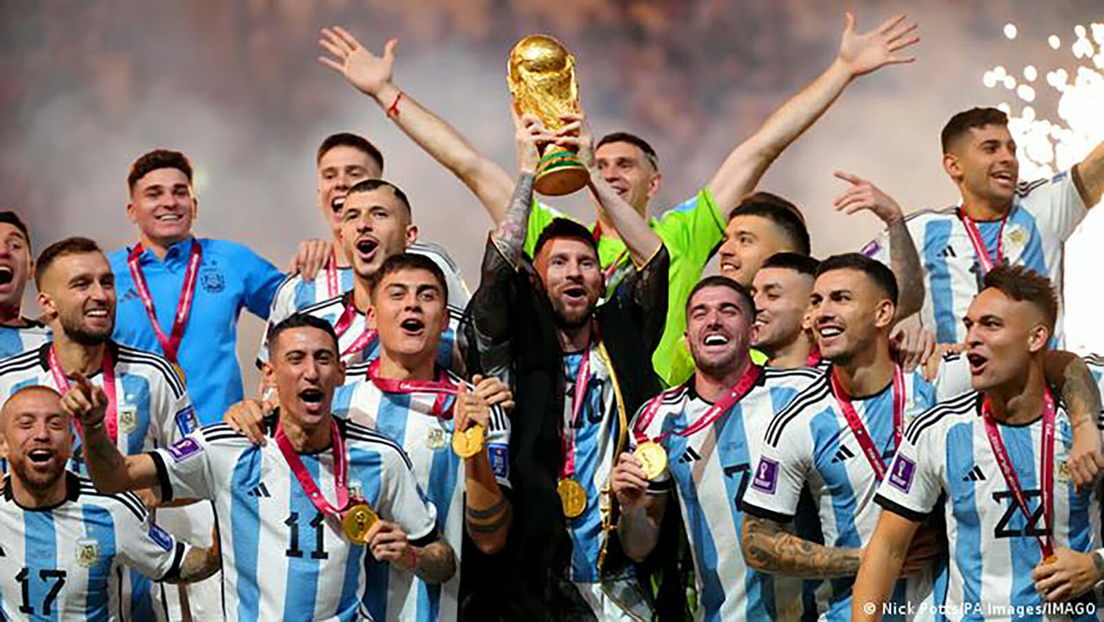 تتويج منتخب الأرجنتين بكأس العالم watanserb.com