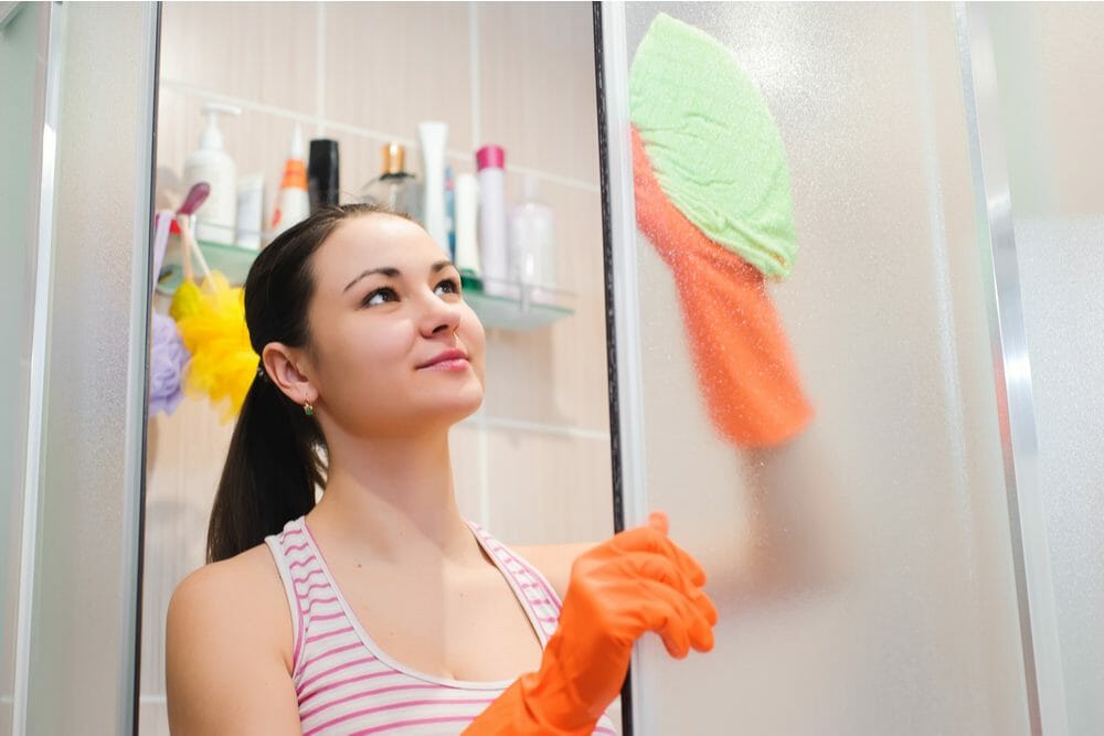ما هو أفضل وقت لتنظيف الحمام؟..خبيرة تُجيب watanserb.com
