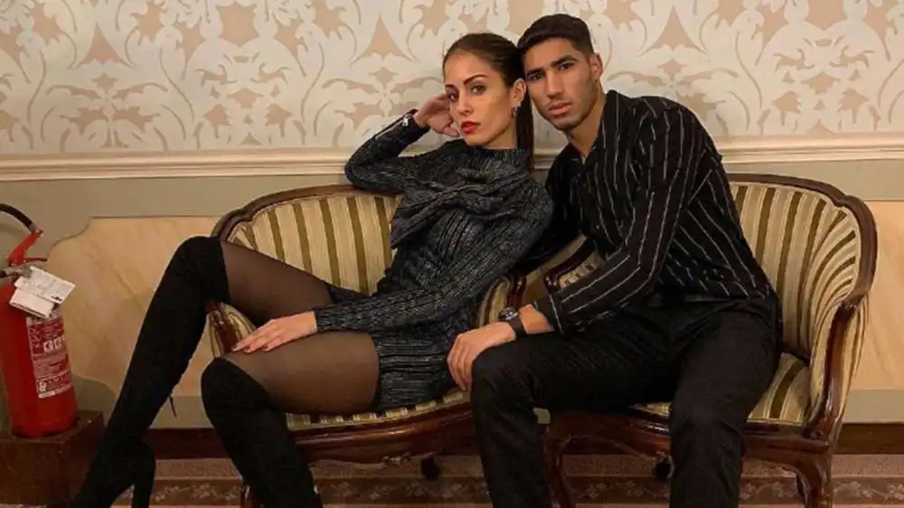 مدرب هبة عبوك زوجة أشرف حكيمي ينشر فيديو جريء لها مع وصلة غزل (شاهد) watanserb.com