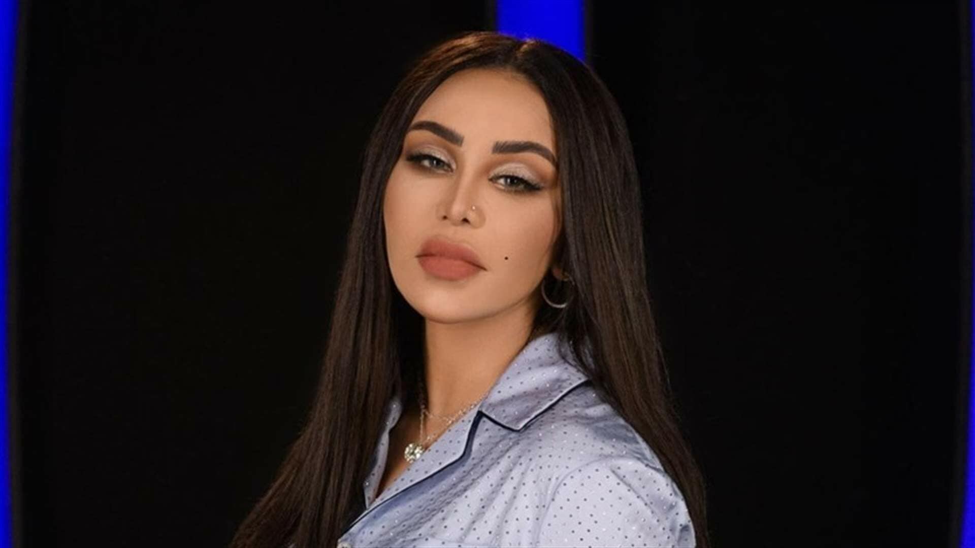 مبارك الهاجري يقبل أحلام ويحتضنها في استديو "سعودي أيدول" (شاهد) watanserb.com