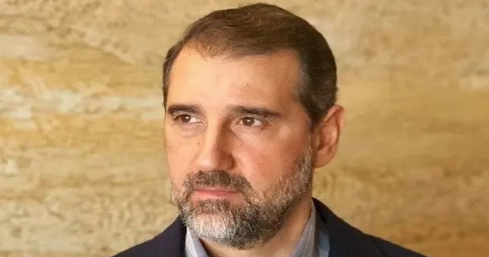 رامي مخلوف اعلى قمة الهرم الاقتصادي في سوريا watanserb.com