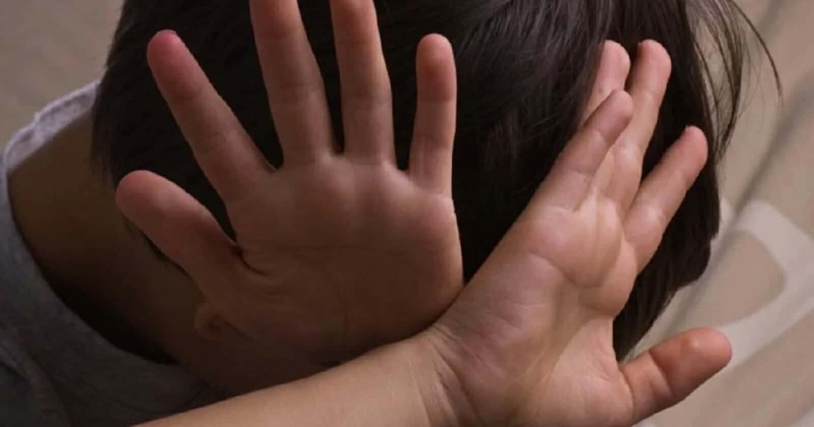 المؤذن مغتصب الطفل المصري watanserb.com