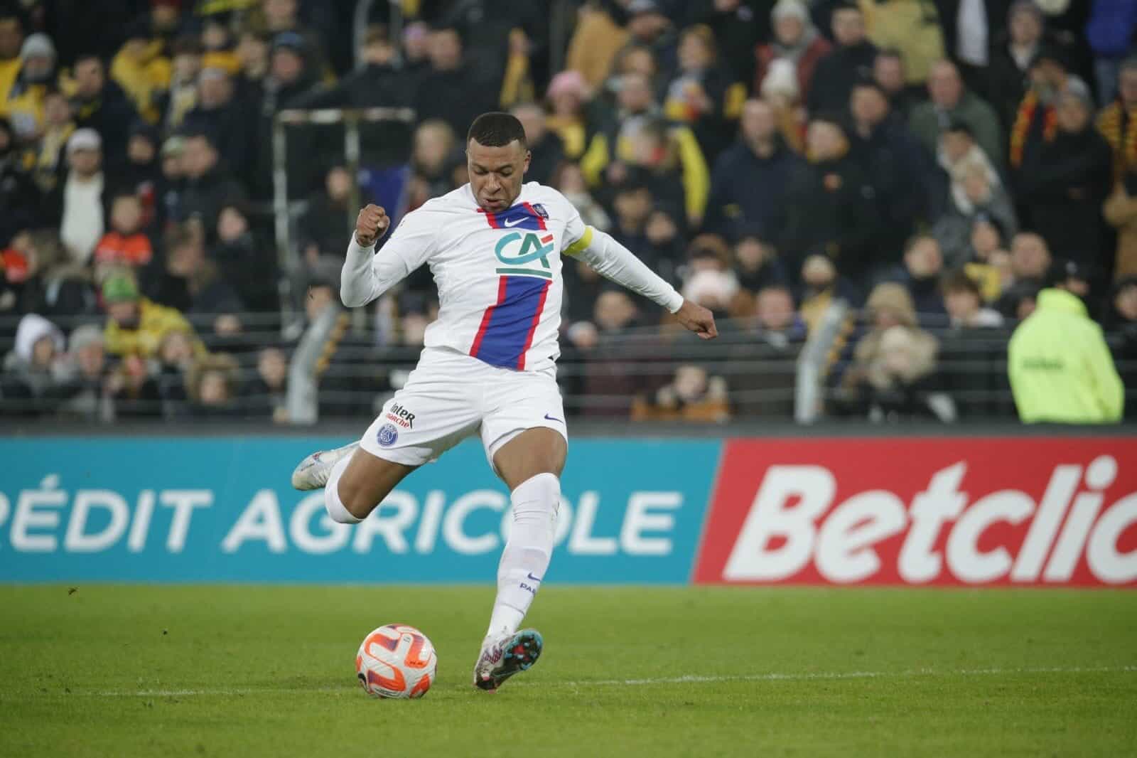 ميجا هاتريك مبابي watanserb.com