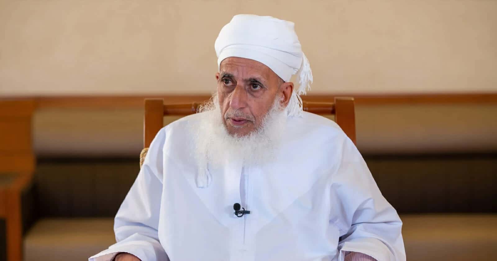 أحمد بن حمد الخليلي watanserb.com