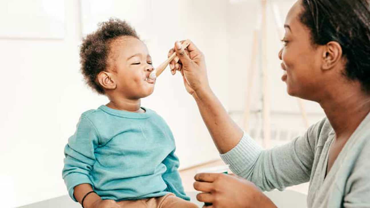 أخصائية تغذية تكشف عن 3 أطعمة يجب ألا تعطيها لطفلك! watanserb.com