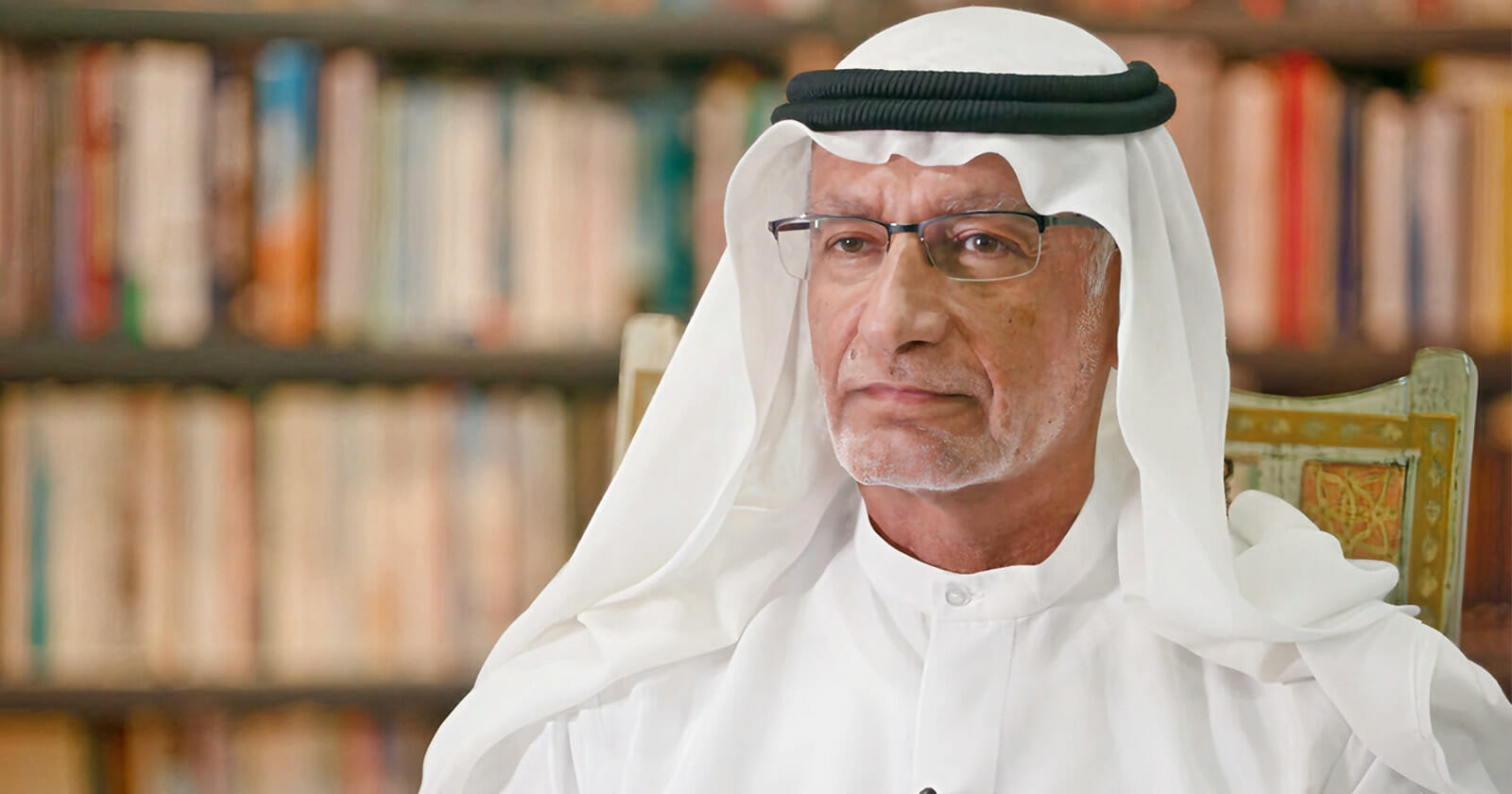 الأكاديمي الإماراتي عبد الخالق عبد الله watanserb.com