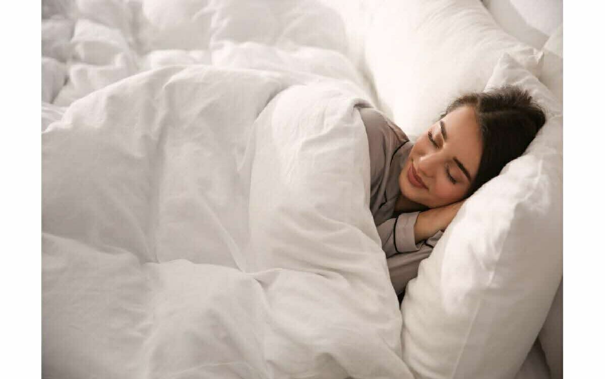 البطانية الثقيلة تساعد على النوم المريح