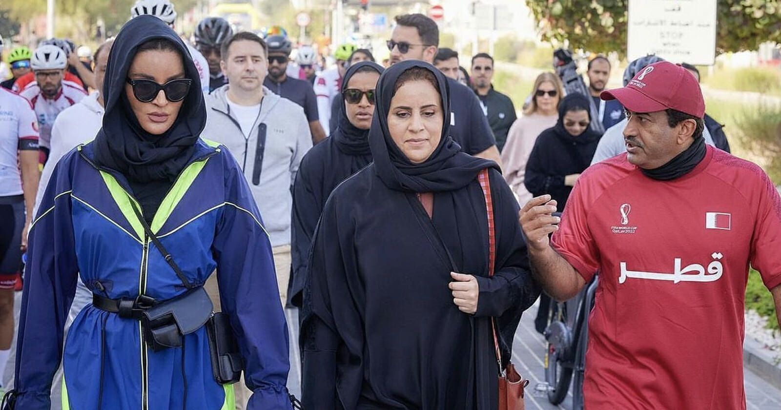 الشيخة موزا والدة أمير قطر تشارك في اليوم الرياضي watanserb.com
